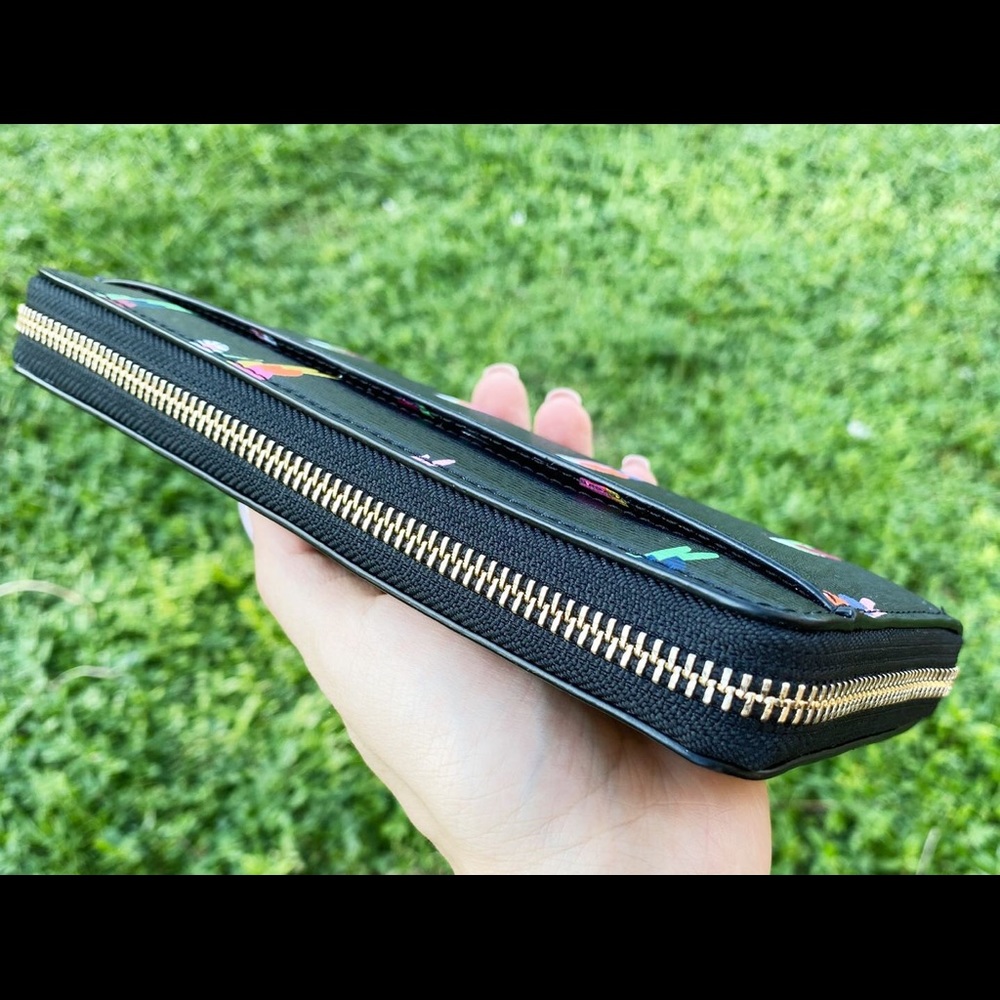 NWT Kate Spade ♠️ Zip-Around Wallet - Picture 4 of 4
